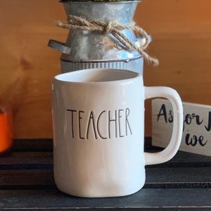 {RAE DUNN} teacher mug coffee tea wine never used clean cute pens